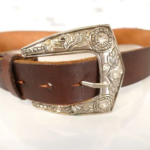 Womens Full Grain Leather Brown Western Cowgirl Rodeo Belt 32 Brass Boho Studded - Picture 2 of 7